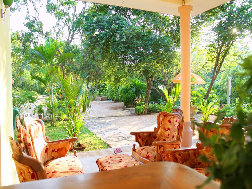 Mount View Hotel Polonnaruwa Bagian luar foto