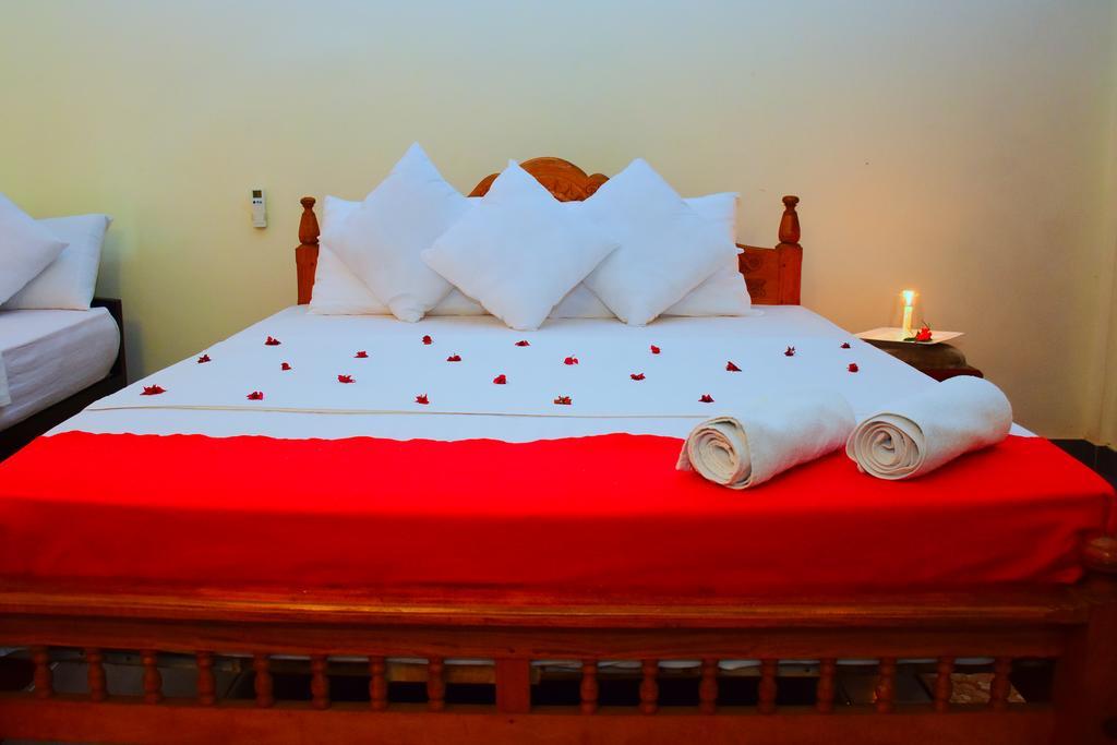 Mount View Hotel Polonnaruwa Bagian luar foto