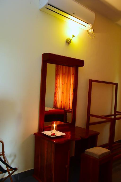 Mount View Hotel Polonnaruwa Bagian luar foto