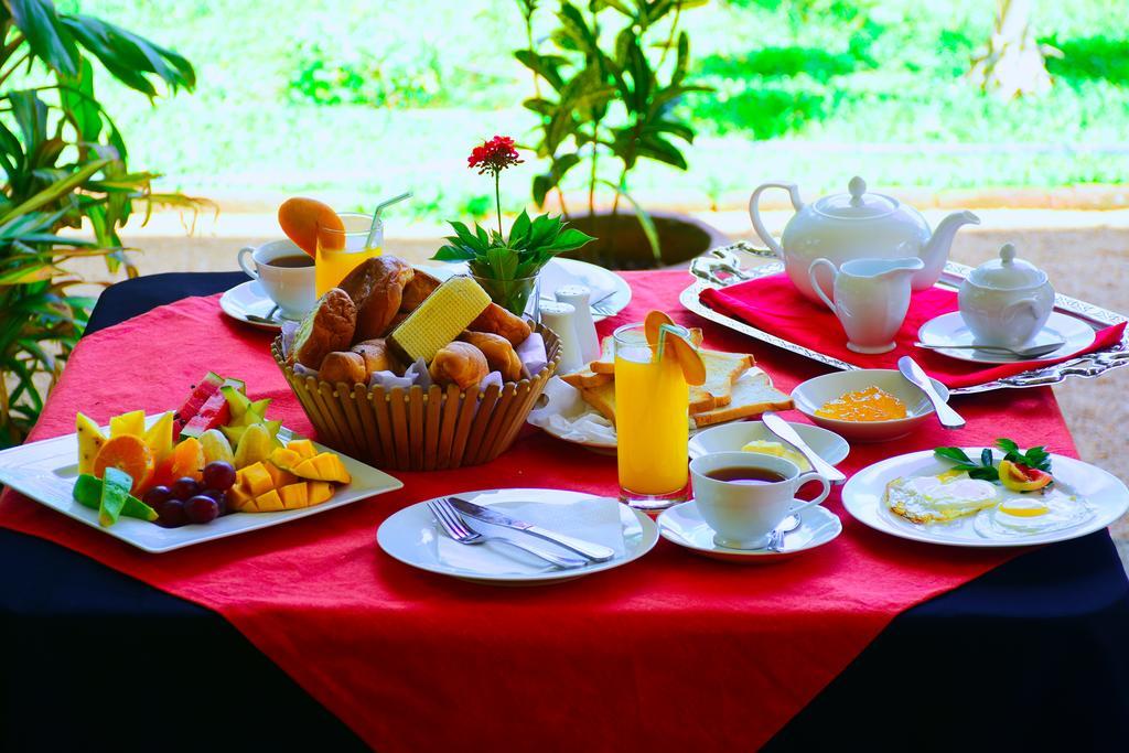 Mount View Hotel Polonnaruwa Bagian luar foto