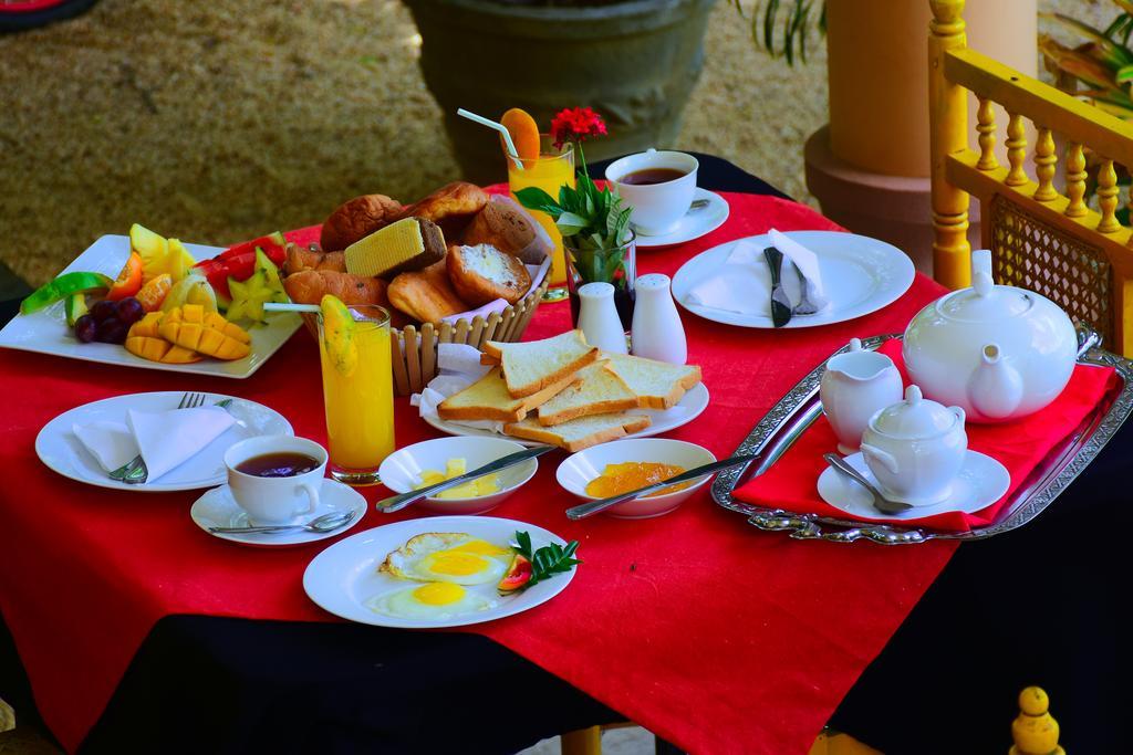 Mount View Hotel Polonnaruwa Bagian luar foto